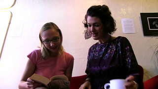 Lesbo შორის - თმები