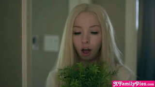 ���ेरे लालची युवा सौतेली बहिन नहीं रोक सकता है, वास्तविकता के साथ